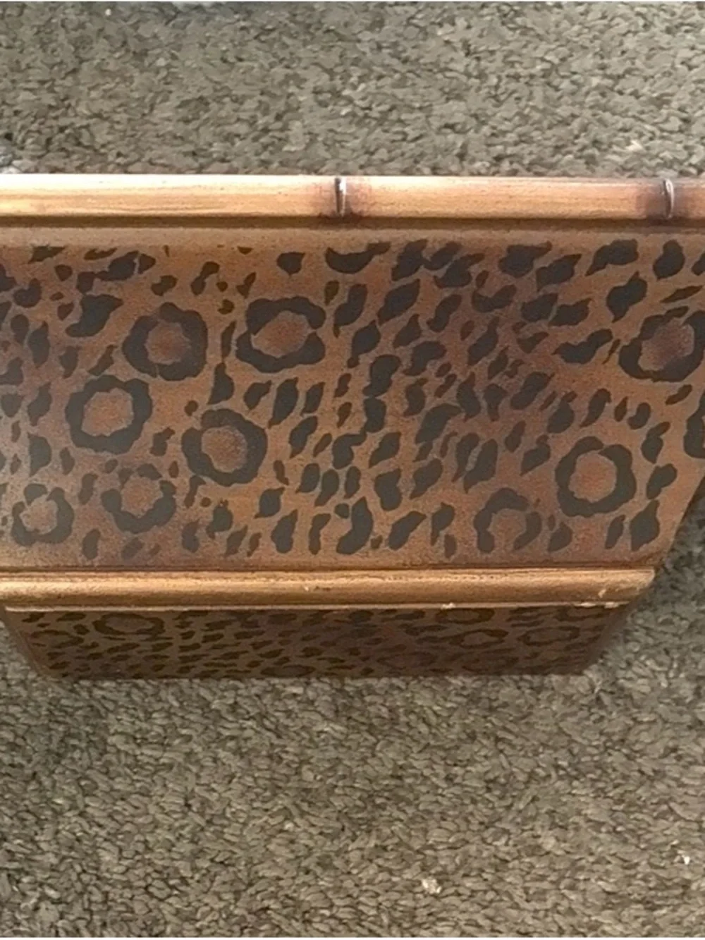 VINT. Leopard Print Decor. Shelf Corbel - NORMAL WEAR & TEAR EXCEPT 3 SCRAPS TOP
